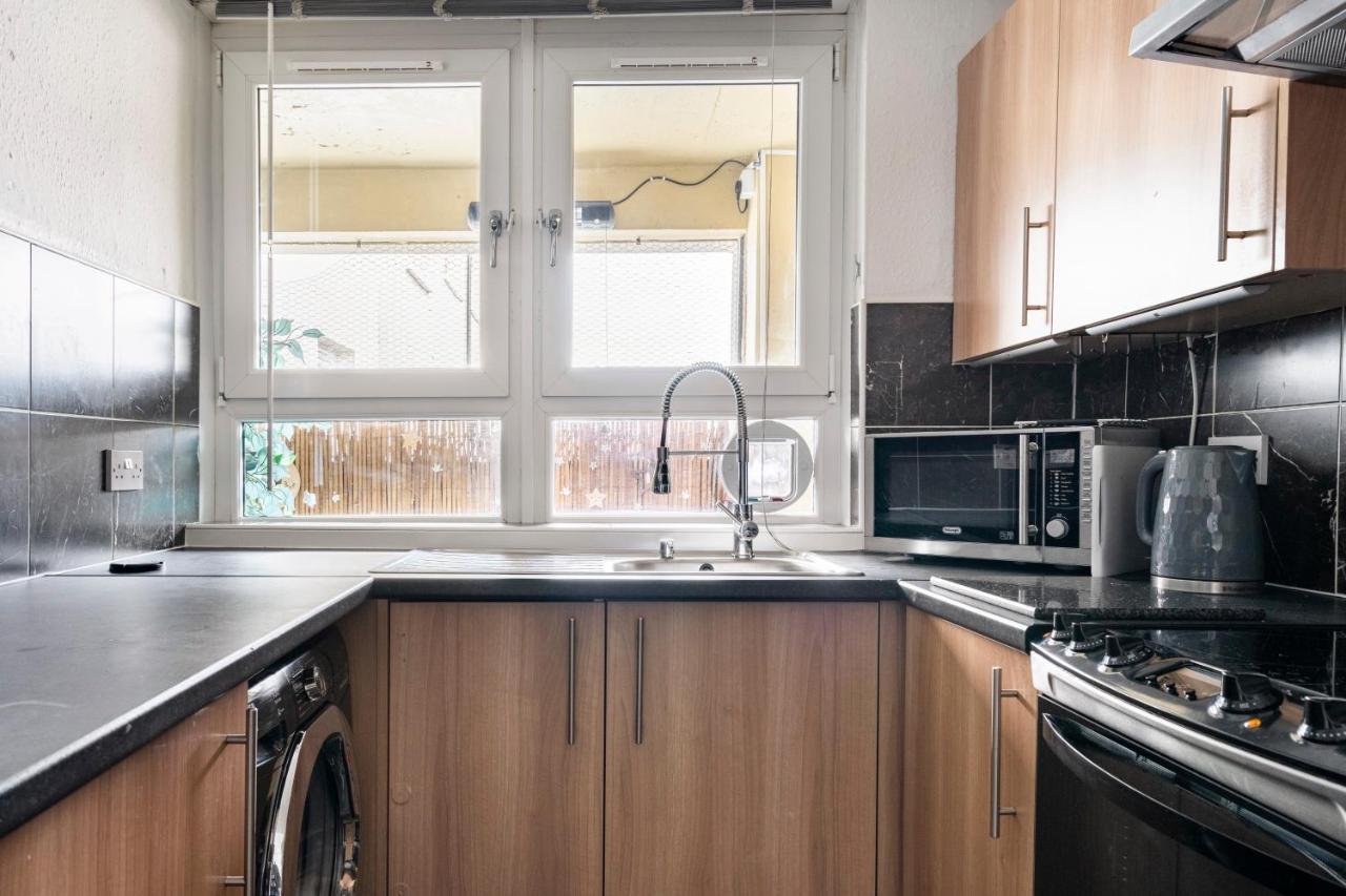 Lovely 1-Bedroom Property With Balcony In West End Glasgow Exterior foto