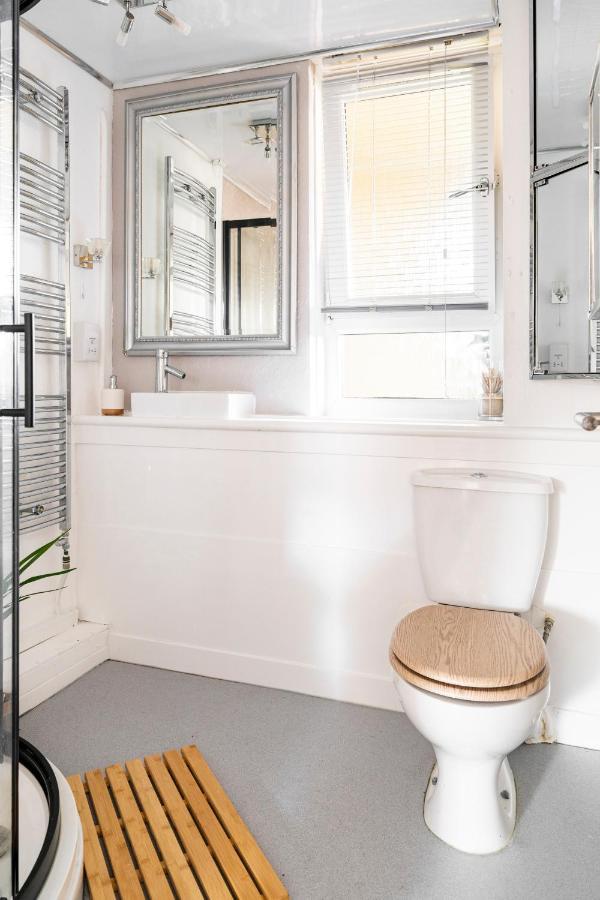 Lovely 1-Bedroom Property With Balcony In West End Glasgow Exterior foto